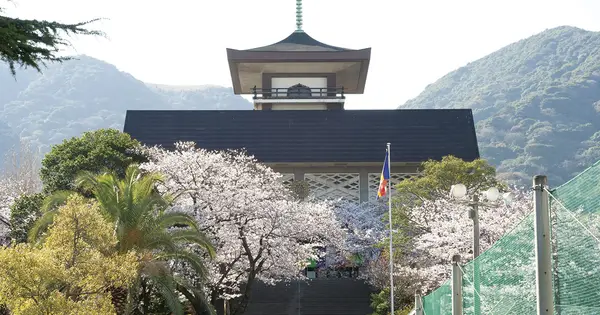 hongwanji-chinzei.jp の OGP 画像(縮小したコピー)