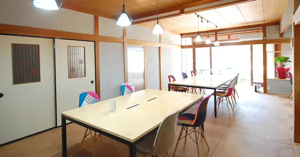 laplace-cowork.com の OGP 画像(縮小したコピー)