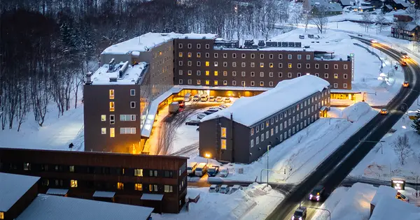 midtownniseko.com の OGP 画像（縮小したコピー）